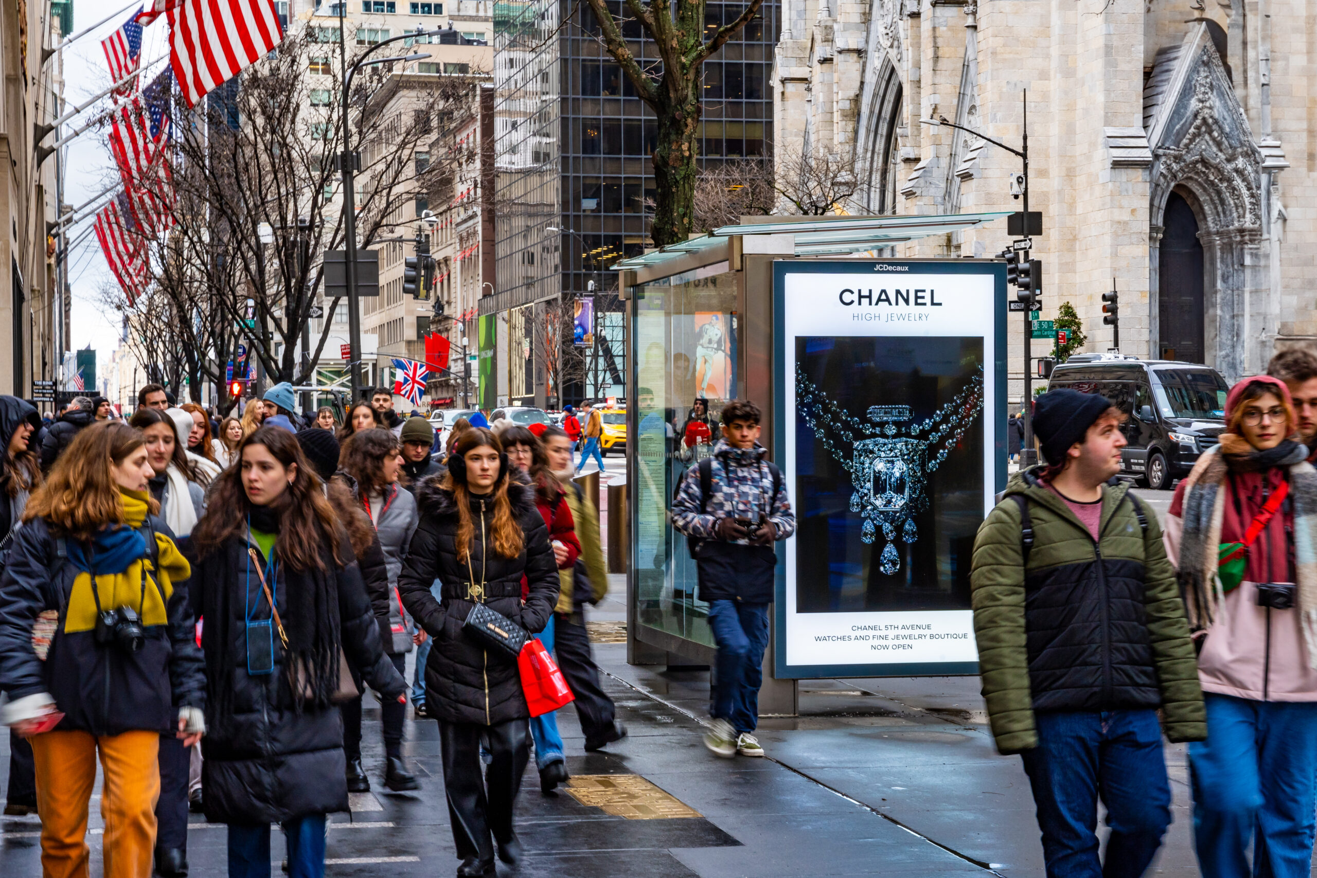 Sales Tip: OOH Increasing Ad Spend Share with Luxury Brands